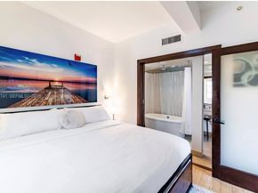 1036 Ocean Dr B201, Miami Beach FL 33139