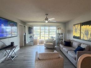 9201 Sunrise Lakes Blvd 302, Sunrise FL 33322