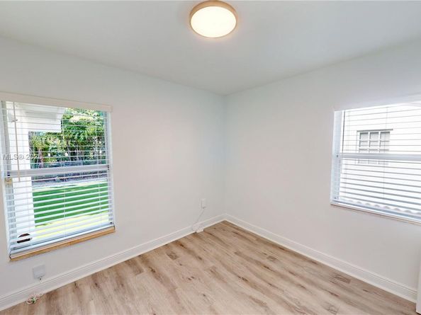 7 Montilla Ave, Coral Gables FL 33134