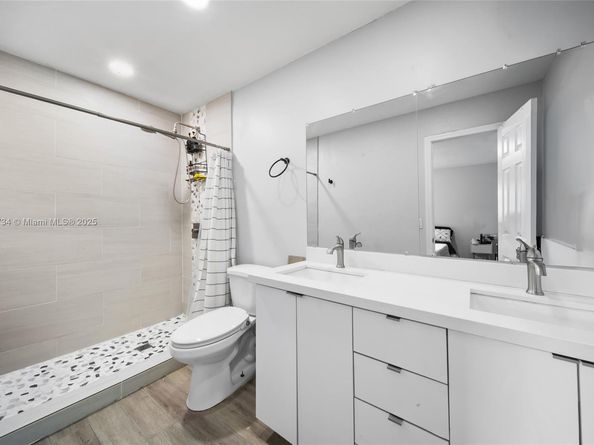 1889 NW 6th Ave, Pompano Beach FL 33060