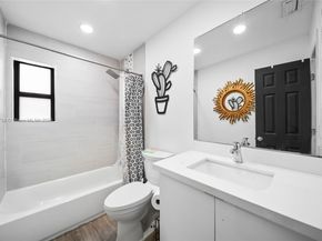 1889 NW 6th Ave, Pompano Beach FL 33060