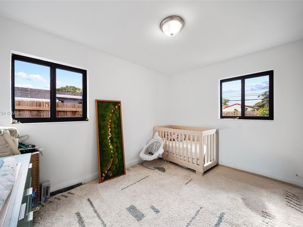 1889 NW 6th Ave, Pompano Beach FL 33060