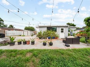 1889 NW 6th Ave, Pompano Beach FL 33060