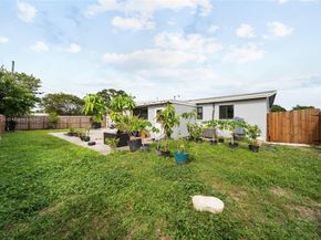 1889 NW 6th Ave, Pompano Beach FL 33060