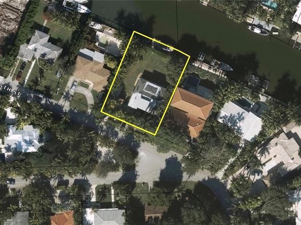 Undisclosed Address #A11923668, Miami FL 33138