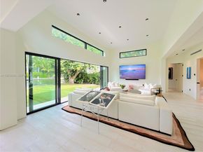 Undisclosed Address #A11923668, Miami FL 33138