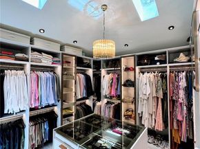 Undisclosed Address #A11923668, Miami FL 33138