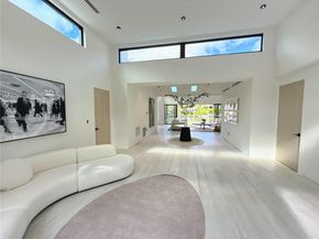 Undisclosed Address #A11923668, Miami FL 33138