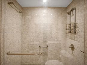 4812 Washington St 3, Hollywood FL 33021