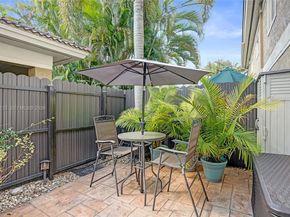 4812 Washington St 3, Hollywood FL 33021