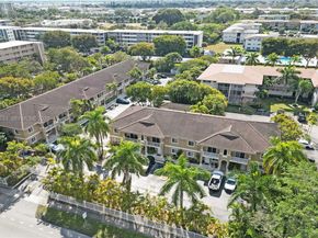 4812 Washington St 3, Hollywood FL 33021