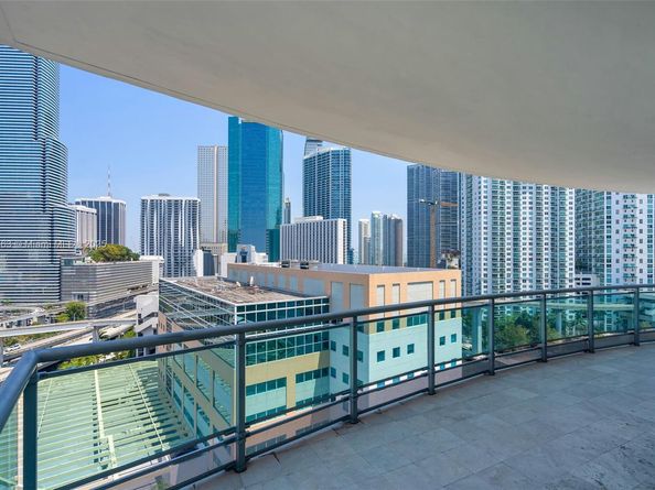 350 S Miami Ave 1601, Miami FL 33130