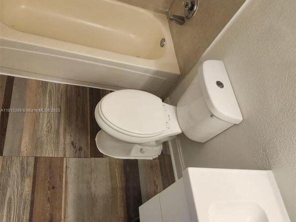 833 Riverside Dr 834, Coral Springs FL 33071