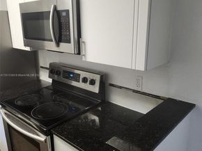 833 Riverside Dr 834, Coral Springs FL 33071