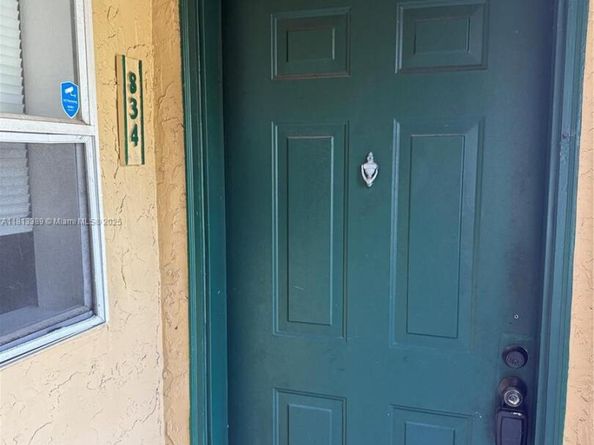 833 Riverside Dr 834, Coral Springs FL 33071