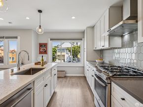 1479 Newcomb Avenue, San Francisco CA 94124
