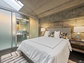 Undisclosed Address #426128147, San Francisco CA 94103