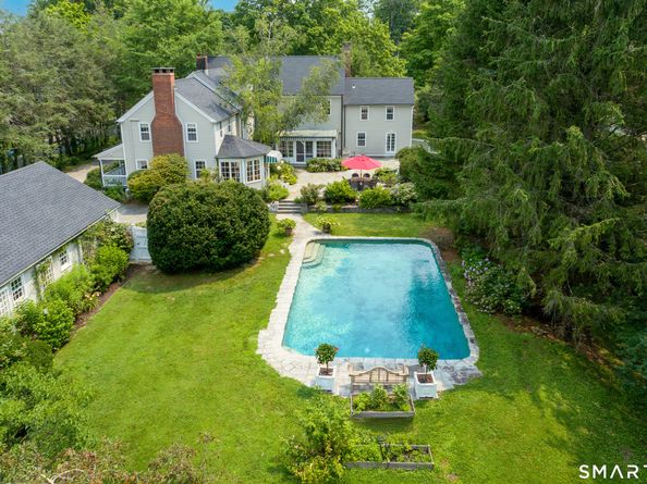 351 Wilton Road W, Ridgefield CT 06877