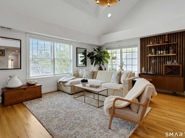 76 New Canaan Avenue 7, Norwalk CT 06850