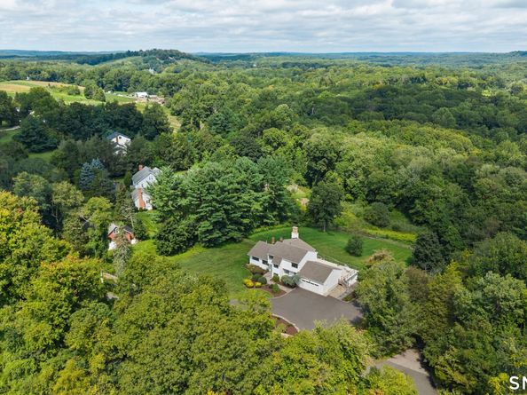 418 Morehouse Road, Easton CT 06612