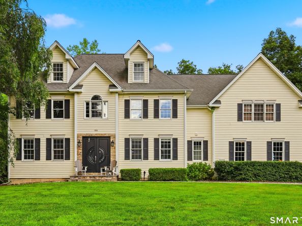 22 Morehouse Lane, Norwalk CT 06850