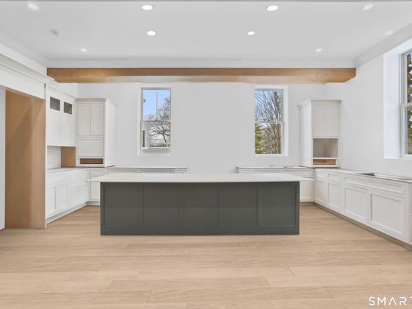 112 Sheephill Road, Greenwich CT 06878