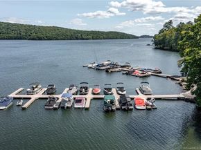 8 Heritage Island Road, New Fairfield CT 06812