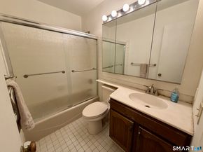 125 Warner Hill Road 14, Stratford CT 06614