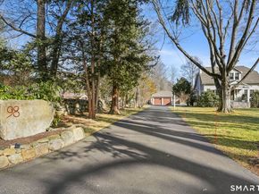 98 Comstock Hill Avenue, Norwalk CT 06850