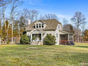98 Comstock Hill Avenue, Norwalk CT 06850
