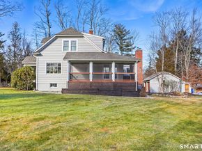 98 Comstock Hill Avenue, Norwalk CT 06850