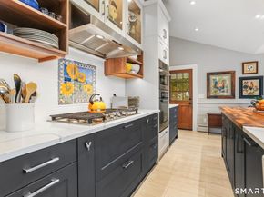 98 Comstock Hill Avenue, Norwalk CT 06850