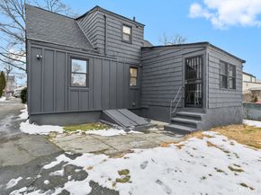 671 Fairview Avenue, Bridgeport CT 06606