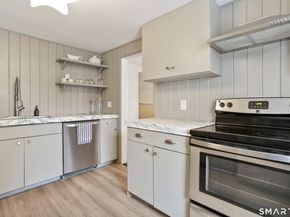 671 Fairview Avenue, Bridgeport CT 06606