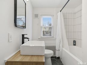 671 Fairview Avenue, Bridgeport CT 06606