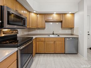 1215 Arganese Place 1215, Trumbull CT 06611