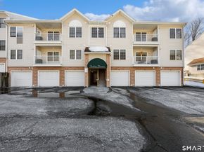 1215 Arganese Place 1215, Trumbull CT 06611