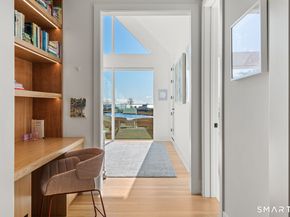 19 Beachside Common, Westport CT 06880