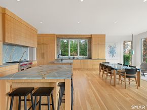 19 Beachside Common, Westport CT 06880