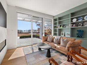 19 Beachside Common, Westport CT 06880