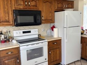 39 Stuart Avenue APT 8, Norwalk CT 06850