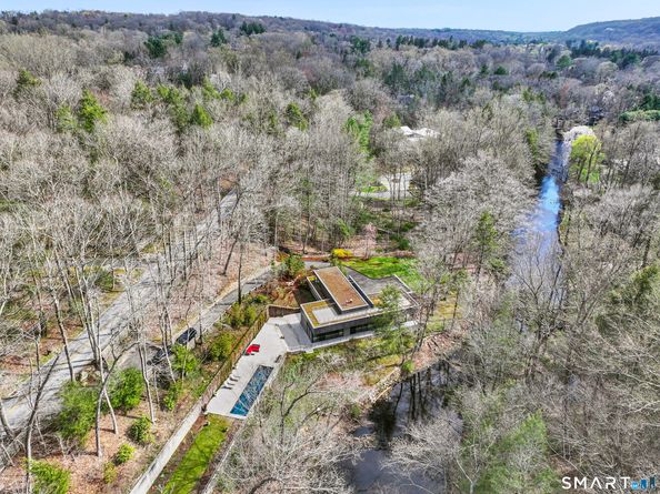 52 Valley Forge Road, Weston CT 06883