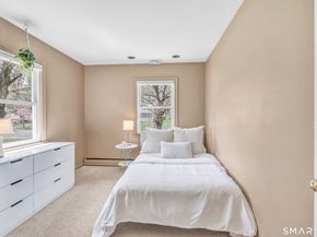 89 Random Road, Fairfield CT 06825