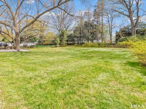 89 Random Road, Fairfield CT 06825