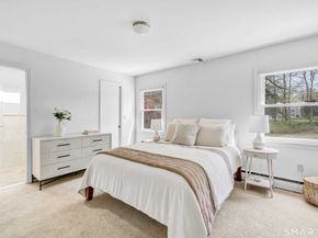 89 Random Road, Fairfield CT 06825