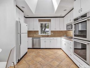 89 Random Road, Fairfield CT 06825