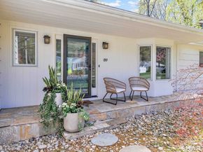 89 Random Road, Fairfield CT 06825
