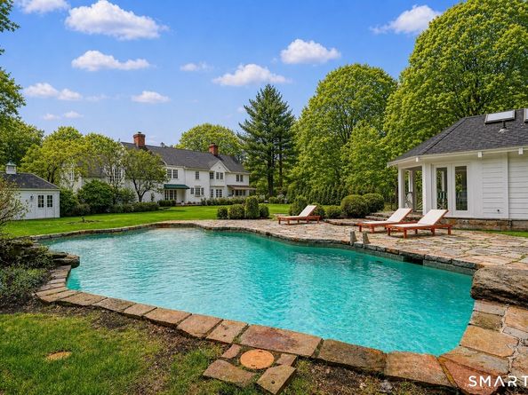 66 Gate Stone Lane, Fairfield CT 06824