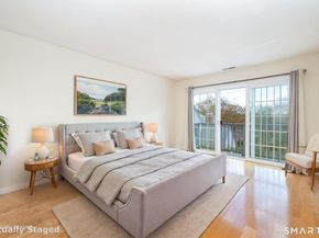 85 Gate Ridge Road 85, Fairfield CT 06825