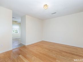 85 Gate Ridge Road 85, Fairfield CT 06825